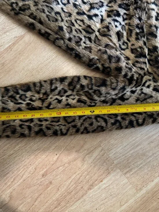 Abercrombie & Fitch Leopard Print Faux Fur Coat - Picture 5 of 6